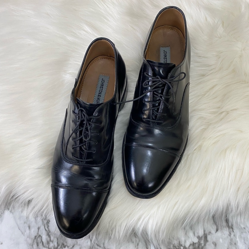 Johnston & Murphy | black leather Oxford cap toe men’s dress shoes